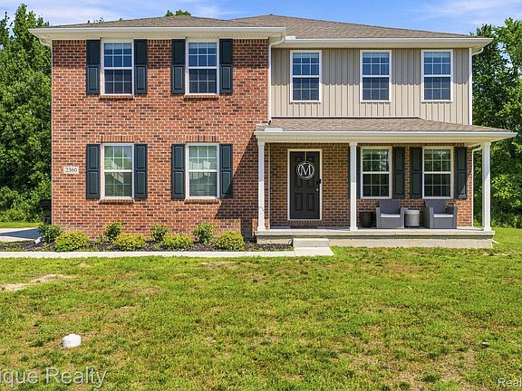 2nd image of 2360 Scenic Hollow Dr