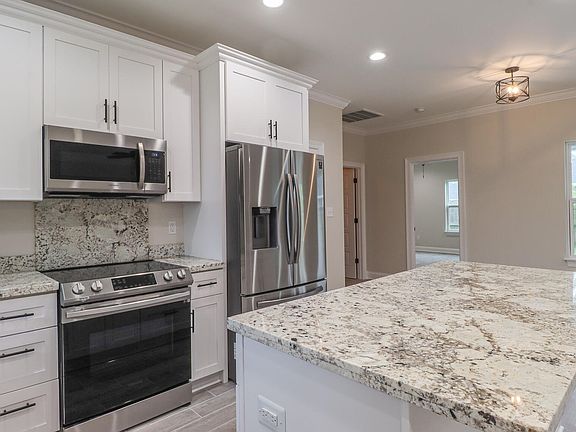 5th image of 13201 E Carriage Cir