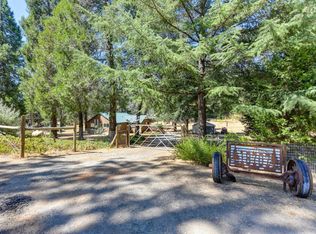 18707 Applegate Rd, Applegate, CA 95703