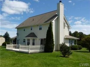 122 Scarlet Oak Dr, Effort, PA 18330