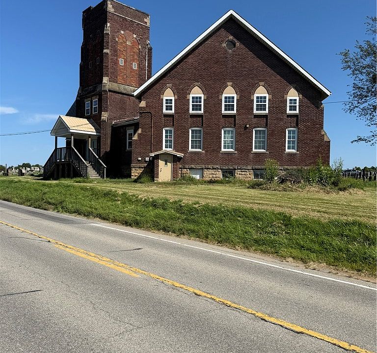 1st image of 2158 Mercer Rd