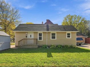 1005 W 4th St, Appleton, WI 54914