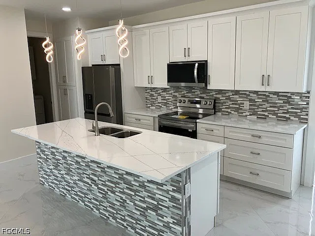 3 bed, 2.0 bath, 1673 sqft, $2,000 — Photo 3