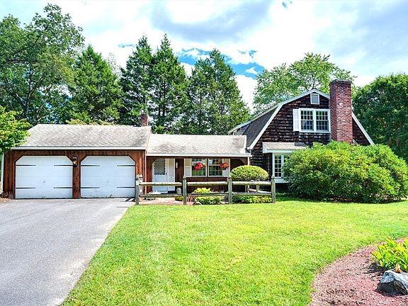 2nd image of 12 Birchwood Dr