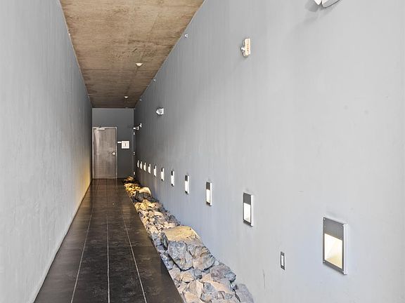 4th image of 1234 Howard St APT 2A-4