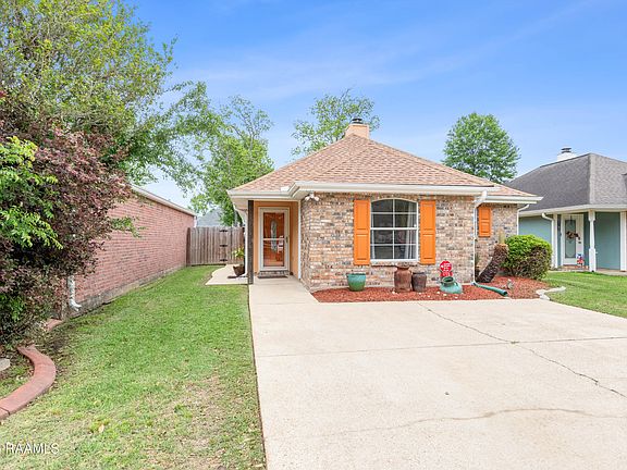 4th image of 110 Edie Ann Dr