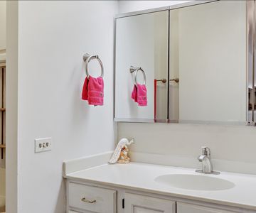 535 N Michigan Ave, Chicago, IL, 60611