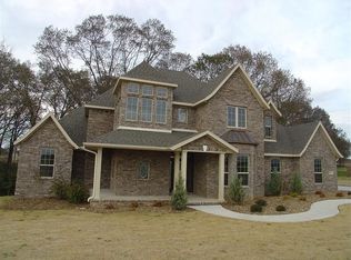 464 W Goldfinch Dr, Farmington, AR 72730