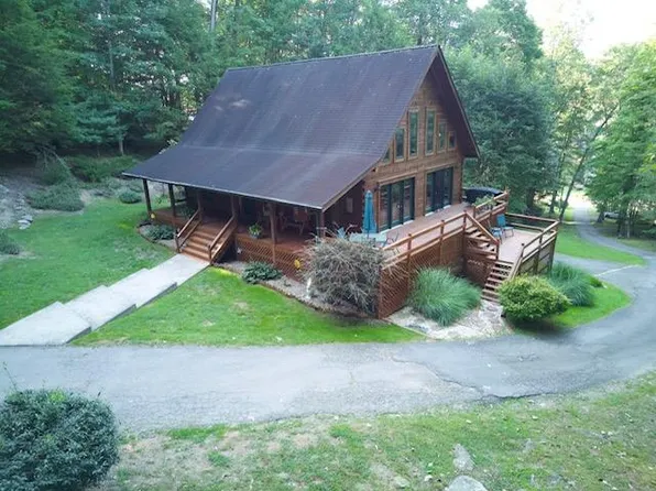 664 Glenview Rd, Crab Orchard, WV 25827