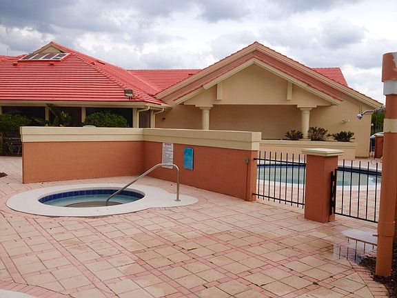 2nd image of 952 Orchid Dr