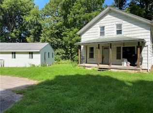 2106 Harris Rd, Palmyra, NY 14522
