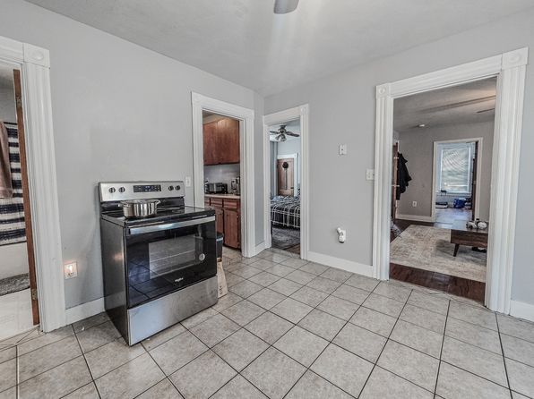 463 Lake Ave APT 1