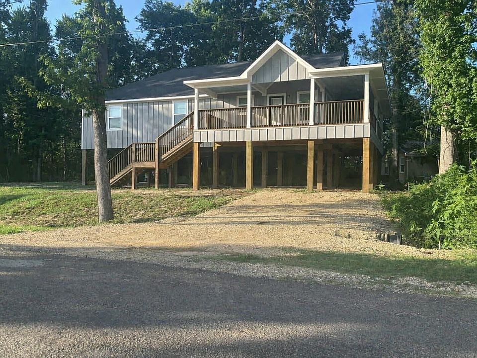 1st image of 173 Emerald Ln
