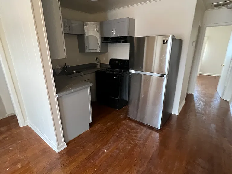 20 Hickory Ave #F — Photo 3
