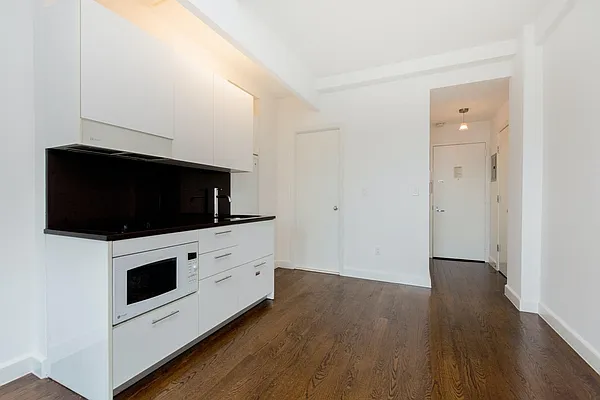 Rented by Bridgeline Property Management, LLC | media 15