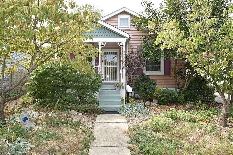 1st image of 1236 Schiller Ave