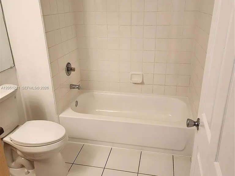 2433 Centergate Dr #203 — Photo 9