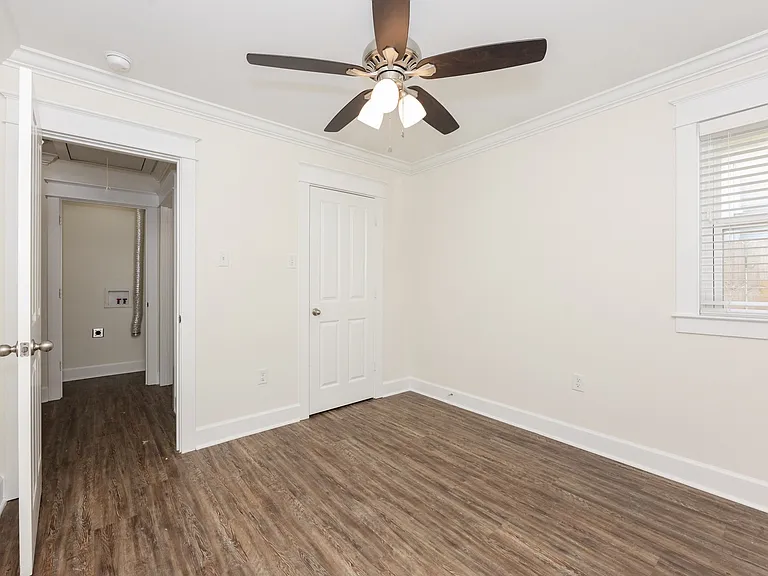 836 Steele Blvd — Photo 11