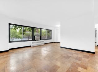 33-64 21st St #2C, Astoria, NY 11106