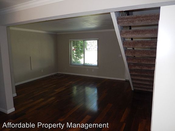2nd image of 1730 Eaton Pl