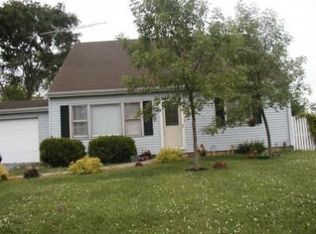 627 Oregon St, Valparaiso, IN 46385