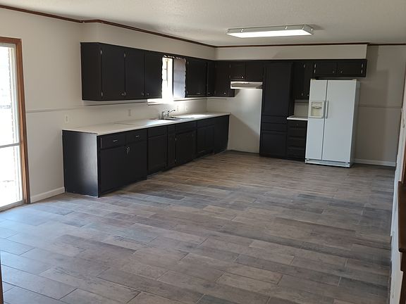5th image of 2416 NW 41st St
