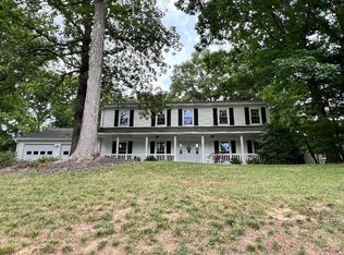 5321 Cherokee Hills Dr, Salem, VA 24153