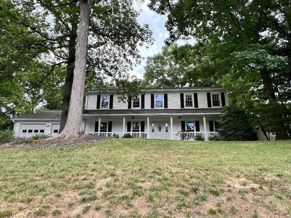 5321 Cherokee Hills Dr, Salem, VA 24153