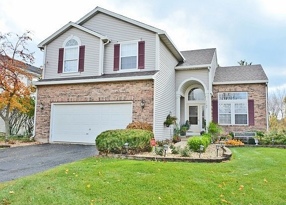 2nd image of 1189 Hillcrest Ln