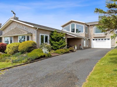 825 1st St, Otter Rock, OR, 97369