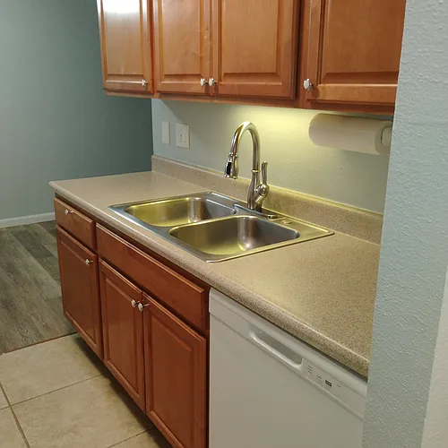 140 E Highline Cir Photo 1