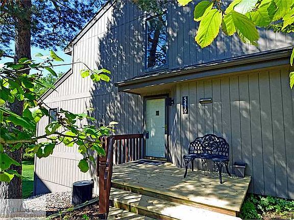 3rd image of 5419 E Wild Oak Dr