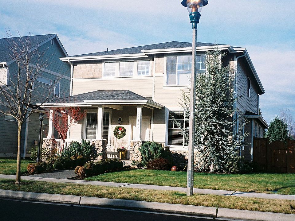 1st image of 15205 Daffodil Street Ct E