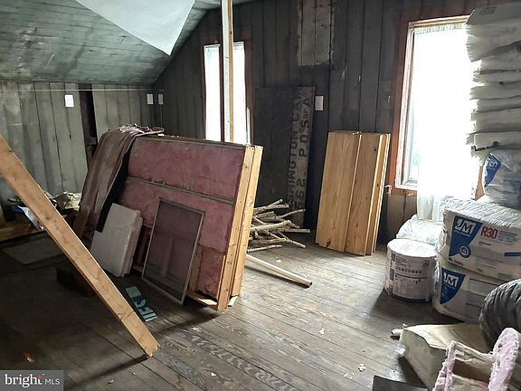 3rd image of 15 Summerson Mountain Rd