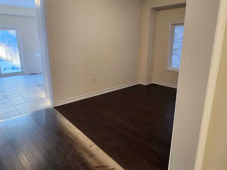 338 Fleetwood Dr — Photo 7