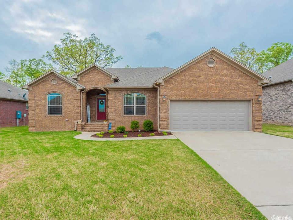 1st image of 2109 Airborn Dr