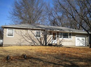 1617 E 13th St, Sedalia, MO 65301