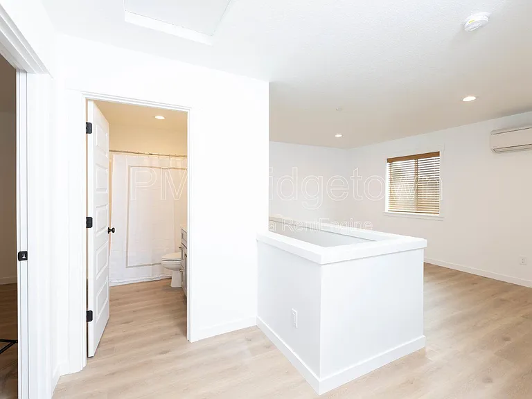 6506 SE 63rd Ave — Photo 13