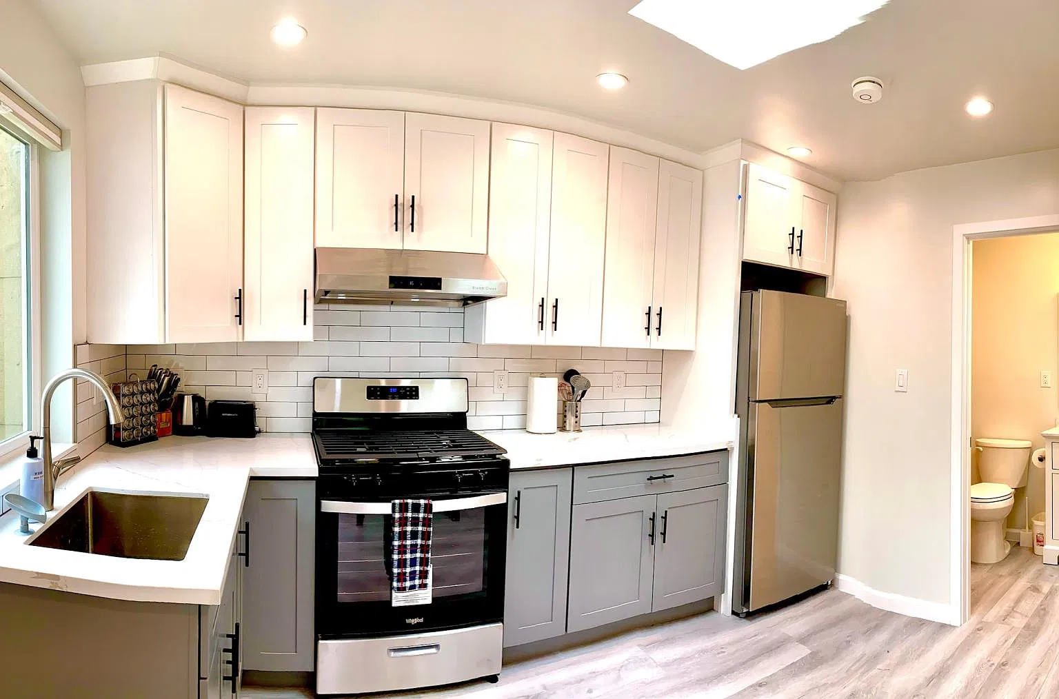 433 Mastick Ave — Photo 1