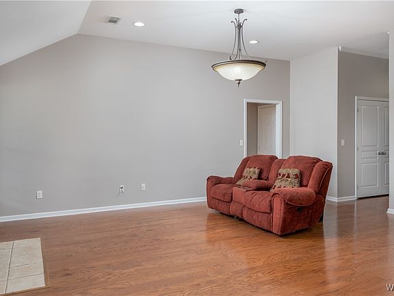2nd image of 13816 Providence Pl