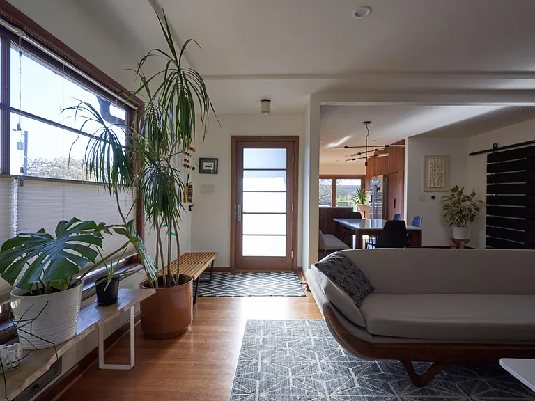 2111 SE 28th Pl — Photo 23