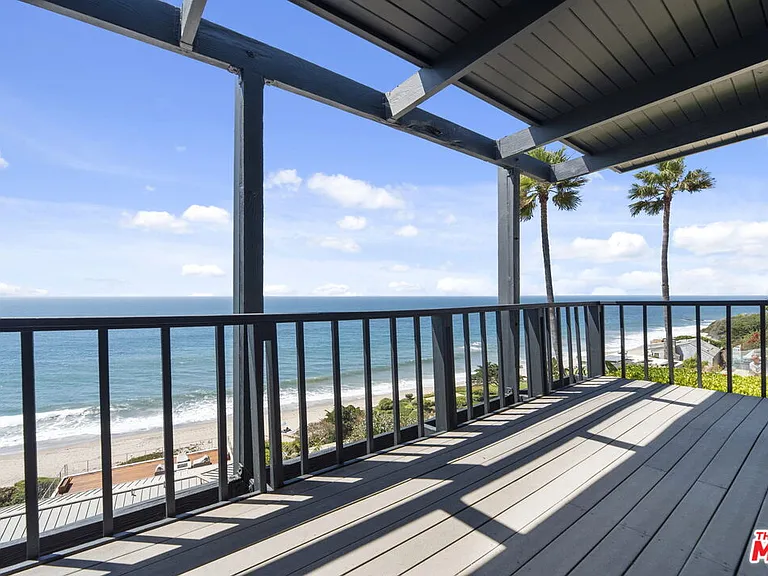 31648 Broad Beach Rd — Photo 12
