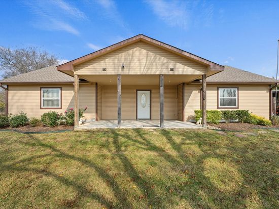4138 County Road 1083, Celeste, TX 75423