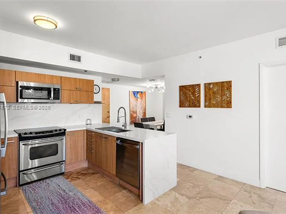 350 S Miami Avenue Rd #2605