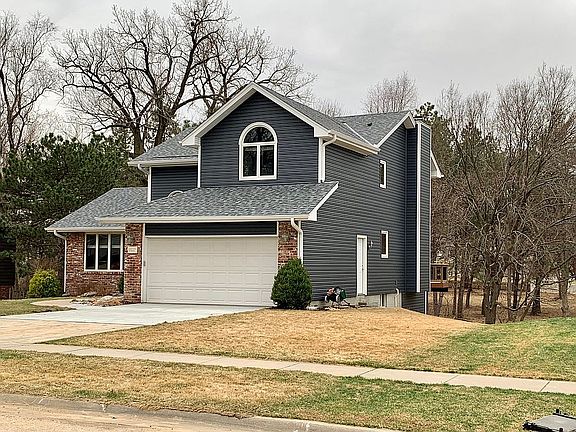 2nd image of 6527 Crooked Creek Dr