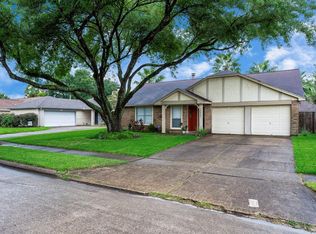 10921 Birch Dr, La Porte, TX 77571