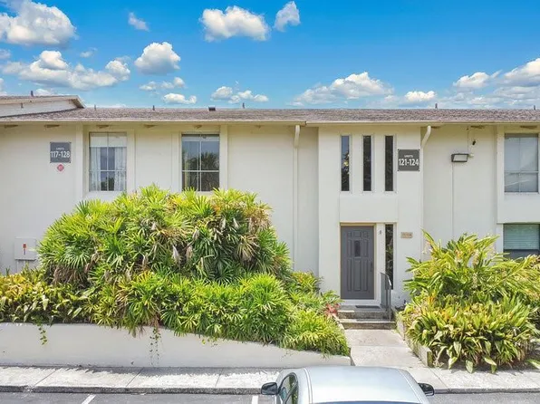 200 Maitland Ave APT 122, Altamonte Springs, FL 32701