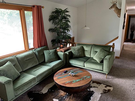 5th image of 832 Gayle St
