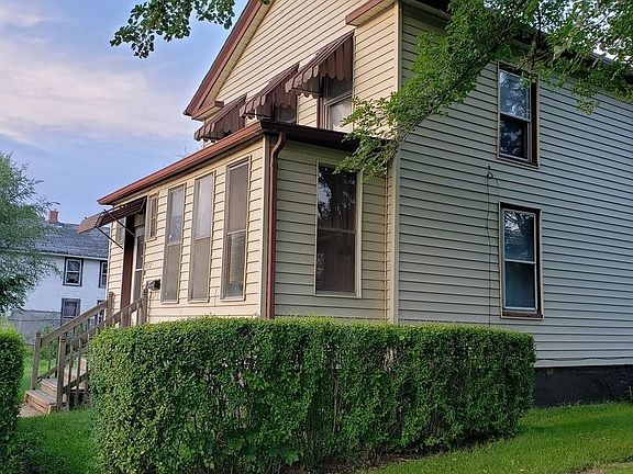 2nd image of 858 S Schuyler Ave