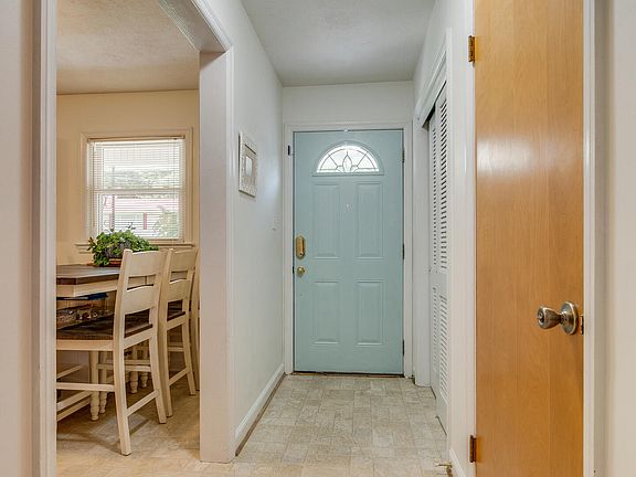4th image of 356 Belmont Dr